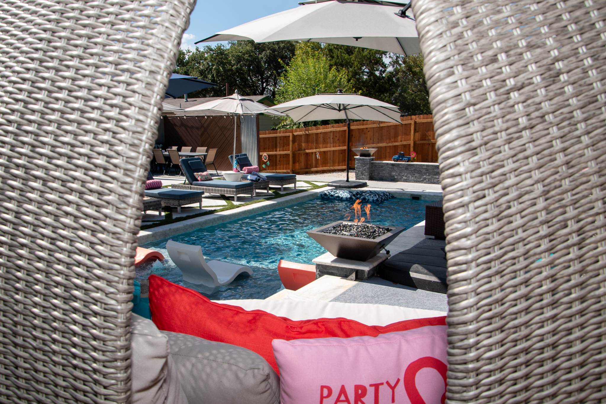 pool-img-1